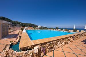 Πισίνα στο ή κοντά στο Grand Hotel La Favorita