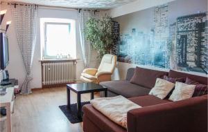 Зона вітальні в Amazing Apartment In Pelm With 4 Bedrooms And Wifi