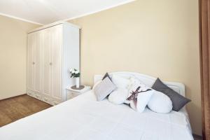 ユールマラにあるComfort 3-Room Apartment with Forest View & 2 Bedroomsのギャラリーの写真