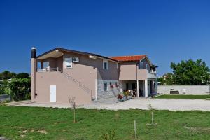 The building in which Az apartmant is located