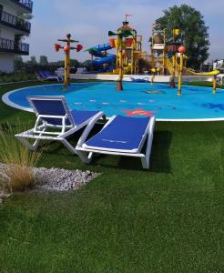 Bazén v ubytovaní Bel Mare Patio and Garden C106 alebo v jeho blízkosti