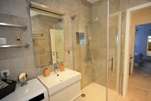Ein Badezimmer in der Unterkunft Apartman Ivana