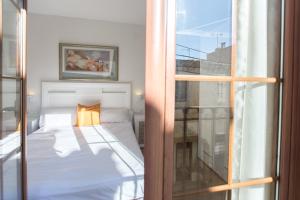 Postel nebo postele na pokoji v ubytování Apt Costa Dorada 2 by MarCalma + 23 fotografií
