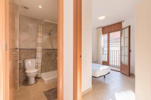 Ein Badezimmer in der Unterkunft Apt Costa Dorada 2 by MarCalma