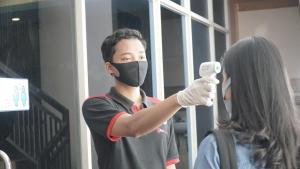 Majutusasutuse RedDoorz Plus near Trans Studio Cibubur 2 külastajad
