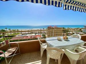 Fotografie z fotogalerie ubytování Nereo 7 Primera Linea de Playa San Juan Piscina, Parking wifi Inmobiliaria Leo v destinaci Alicante