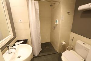 Koupelna v ubytování Hotel Citradream Bandung