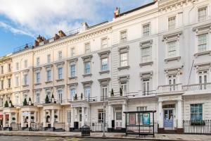 Gallery image of Lidos Hotel in London