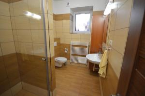 Kúpeľňa v ubytovaní Apartmány Best I. Bešeňová