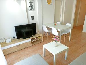 TV a/nebo společenská místnost v ubytování Apartment Prancic