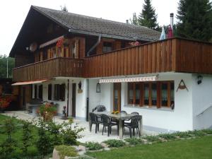 Gallery image of Chalet Erika in Eriz