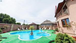 Fotografie z fotogalerie ubytování Пансіонат Маленька Квітка Kis Virág Panzió v destinaci Velyka Bihanʼ