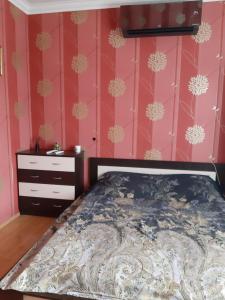 Postel nebo postele na pokoji v ubytování Квартира новая