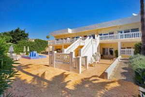 Afbeelding uit fotogalerij van Aparthotel Carrio Sol - Monty´s in Calpe