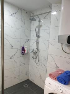 Kúpeľňa v ubytovaní M & M Red Luxury