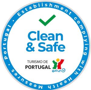 a blue clean and safe logo at Cheerfulway Acqua Maris Balaia in Albufeira