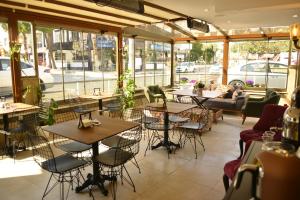 Εστιατόριο ή άλλο μέρος για φαγητό στο Pure Diamond Hotel