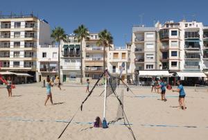 Hostia v ubytovaní Entre Pinos P1 Beach Apartment + 23 fotografií