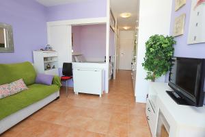 Kuchyňa alebo kuchynka v ubytovaní COSTA DAURADA APARTAMENTS - Internacional Luxe