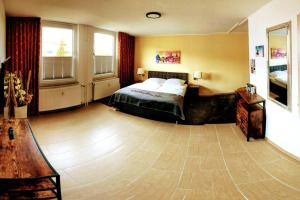 Postel nebo postele na pokoji v ubytování Altstadt Appartement Goslar