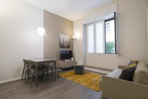 Televízia a/alebo spoločenská miestnosť v ubytovaní Contempora Apartments - Cavallotti 13 - B12b