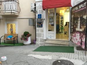 Exteriér alebo vchod do ubytovania Hostel Split