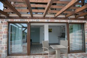 Balkón nebo terasa v ubytování Kardos Villa