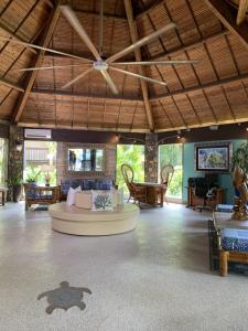 Gallery image of Emerald Beach Resort in Lindbergh Bay