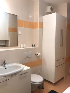 Ванна кімната в Luna Apartments, apartments with style