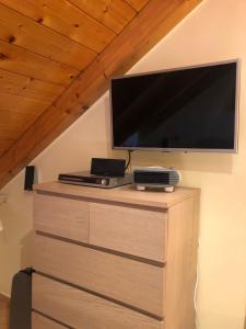 TV a/nebo společenská místnost v ubytování A Cammarella holiday house
