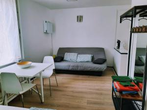 Posezení v ubytování STUDIOS MAGUI