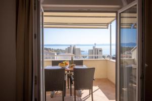 Balkón nebo terasa v ubytování Steko Accomodations