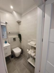 Kúpeľňa v ubytovaní Apartament Blisko Morza Gdynia + 14 fotografií