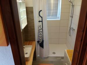 Koupelna v ubytování Ferienhaus Mochorko + 19 fotografií