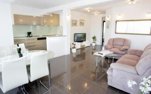 Et tv og/eller underholdning på Holiday Home Villa Di