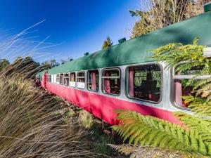 Imagem da galeria de Ohakune Train Stay - Carriage B em Ohakune