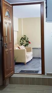 A seating area at Fyllou Apartment Asprovalta