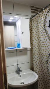 A bathroom at Fyllou Apartment Asprovalta