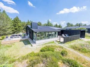 Fotografie z fotogalerie ubytování Holiday home Henne XV v destinaci Henne Strand