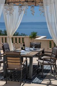 Gambar di galeri bagi Villa Vesna with heated pool di Makarska