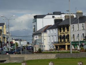 Gallery image of Holiday Hotel in Galway