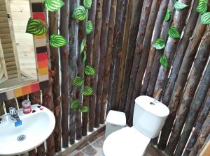 Koupelna v ubytování Glamping Paihuen + 17 fotografií