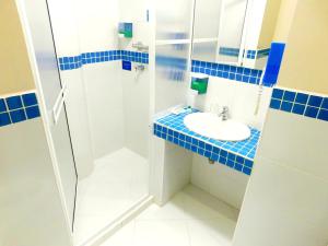 Ένα μπάνιο στο Hotel Acqua Medellín
