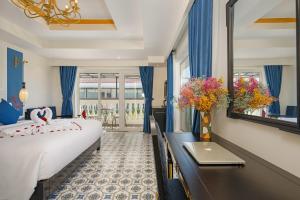 Gallery image of Hoi An Blue Sky Boutique Hotel & Spa in Hoi An