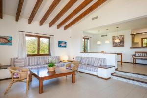 Gallery image of Bini Nura in Binibeca