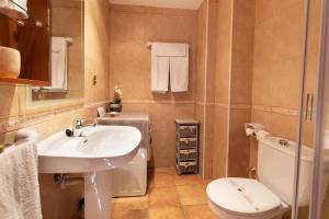 エスカロナにあるApartamentos Cincaのギャラリーの写真