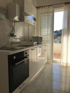 Køkken eller tekøkken på apartmani Isabella - Ilda Radonic