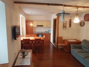 Posezení v ubytování Farmhouse Cvetje