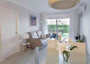 Posedenie v ubytovaní Apartamentos Stil Mar Anna - L'Escala Stil Mar