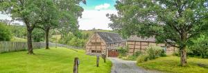 Zahrada ubytování B&B HOTEL IN FERME DE LEUZE nabij Durbuy, eigen laadpalen